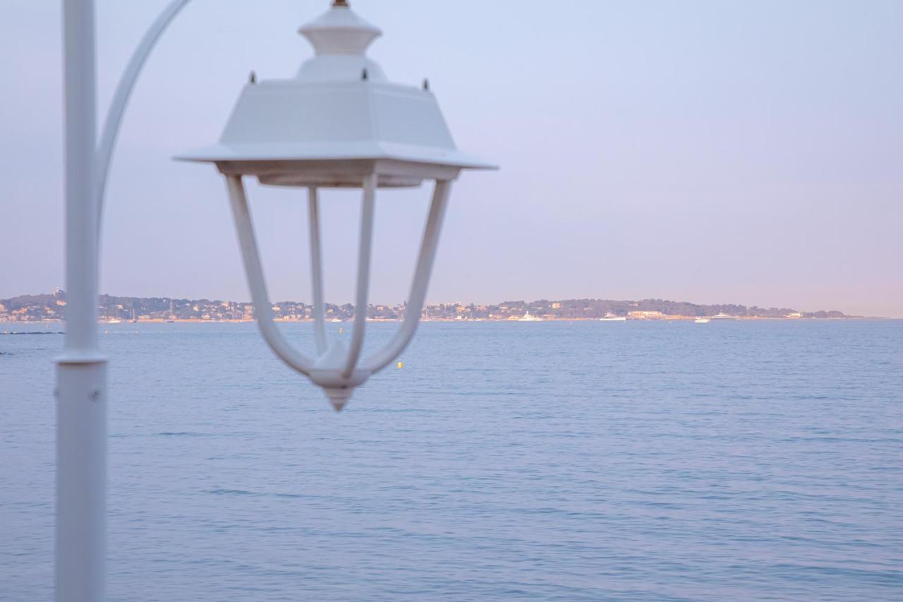 " Nid D'Amour " Evasion De Reve - Pieds Dans L'Eau Face A La Mer Cannes Exterior foto